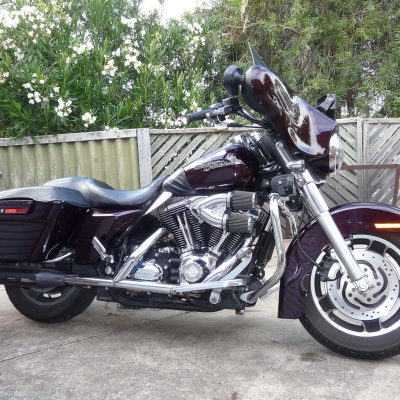 2009 FLHX WITH EXTRAS